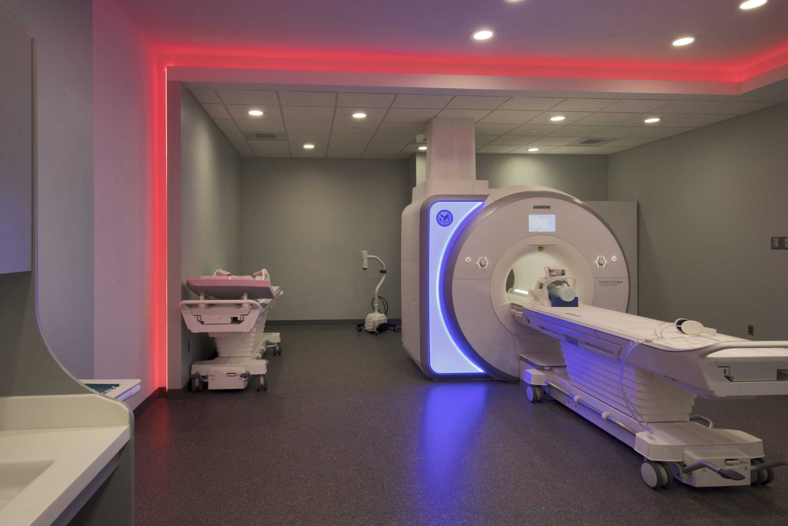 New MRI Clinic Hernandez Consulting & Construction